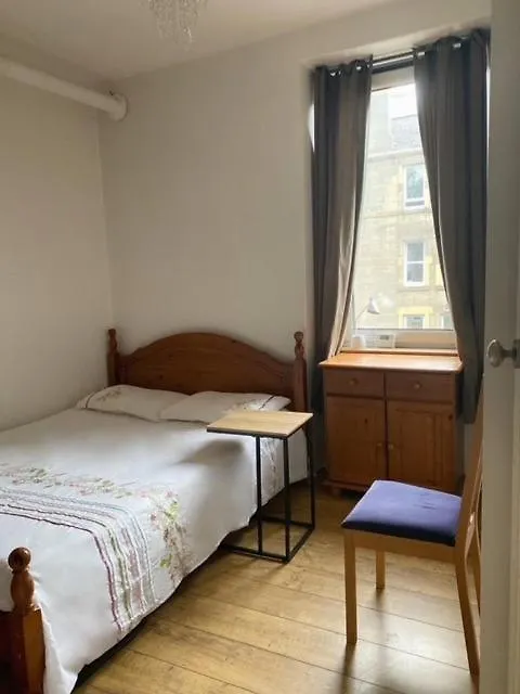 Cozy Nest Apartment Edinburgh